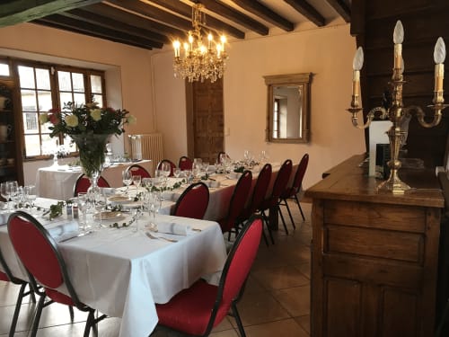 salle de restaurant - séjour en chambre d'hôtes - le colombier