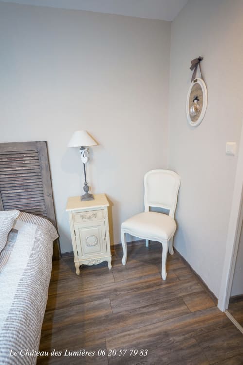 shabby chic decoration - Le Château des Lumières - guest rooms and spa