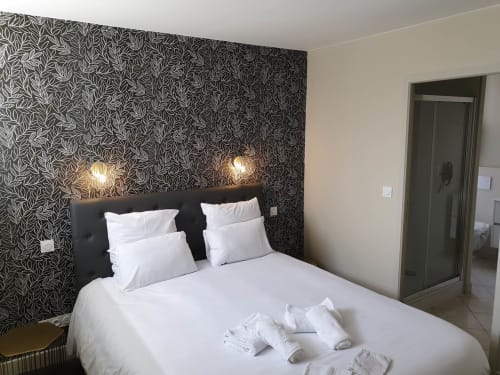 large bedroom - stay in bayeux- D-DAY - Au loup