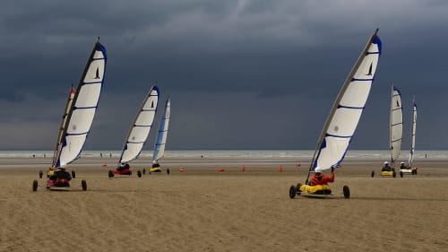 char à voile - plage de normandie - location appartement au loup 