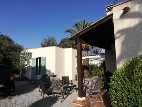 Maison de vacances avec grande terrasse en Corse