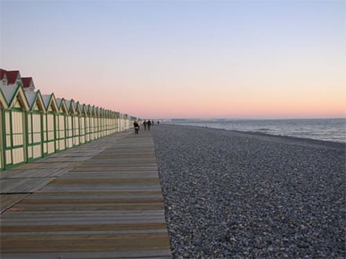 Bohlenweg - Kieselsteine ​​- Cayeux-sur-Mer - in der Nähe des Château des Lumières