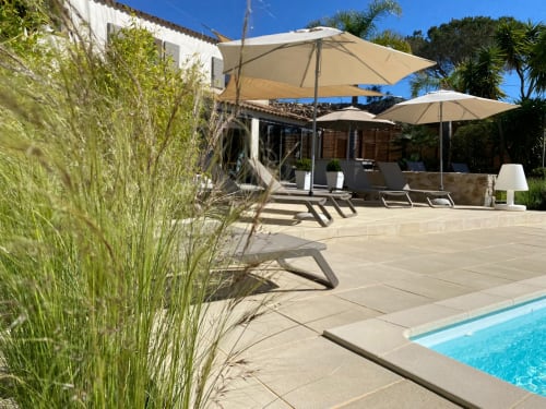 Espace extérieur la maison d'hôtes CALENZANA Villa Limone proche de CALVI.