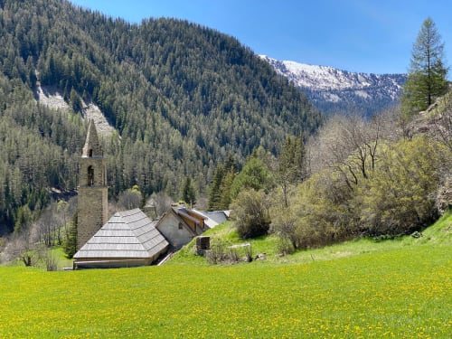 abbaye laverq,montagne,randonnées,col des seolanes,verdure,jardin,abbaye,eglises,patrimoine, Maison d'hôtes,hotel,hôtels,location,gites,meublé tourisme,chambre d'hote de charme,chambre,suite, chambres d'hôtes barcelonnette, chambres d'hôtes jausiers, chambres d'hôtes le sauze, chambre d'hôtes praloup, chambre d'hôtes méolans-revel,chambres d'hôtes saint paul sur ubaye, chambres d'hôtes saint pons, chambres d'hôtes ubaye serre poncon, chambres d'hôtes serre ponçon. 