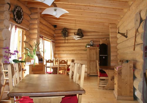 caravane a pizza,jausiers,chalets cocody,hotel,camping,gites,gite,chambre d'hôtes,maison d'hôtes, montagne,jardin,verdure,ciel bleu, vacances,week end, tour de france cycliste,Maison d'hôtes,hotel,hôtels,location,gites,meublé tourisme,chambre d'hote de charme,chambre,suite, chambres d'hôtes barcelonnette, chambres d'hôtes jausiers, chambres d'hôtes le sauze, chambre d'hôtes praloup, chambre d'hôtes méolans-revel,chambres d'hôtes saint paul sur ubaye, chambres d'hôtes saint pons, chambres d'hôtes ubaye serre poncon, chambres d'hôtes serre ponçon.
