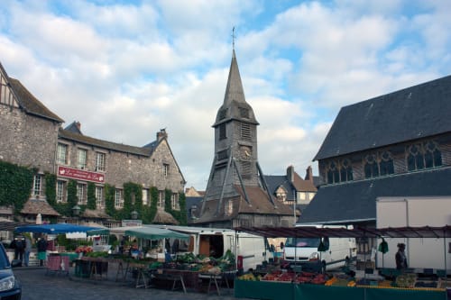 place sainte-catherine à Honfleur - quoi voir à Honfleur - marché Honfleur