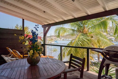 terrasse et barbecue aux Antilles - vacances aux Caraïbes 