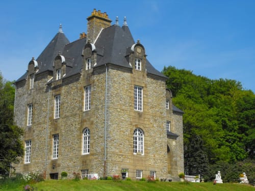 Passer une nuit dans un château authentique - Château de Montbrault