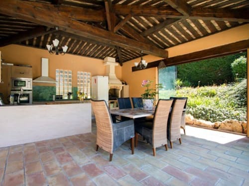 Réservation vacances en chambre d'hôtes avec terrasse et barbecue | Côte d'Azur