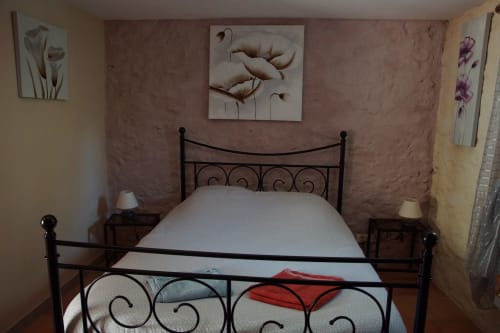 quarto com table d'hôtes no Jardim 