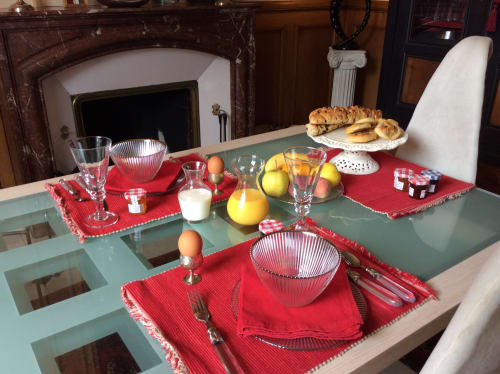 Petit déjeuner copieux chambre d'hôte, Sarthe. Le Mans