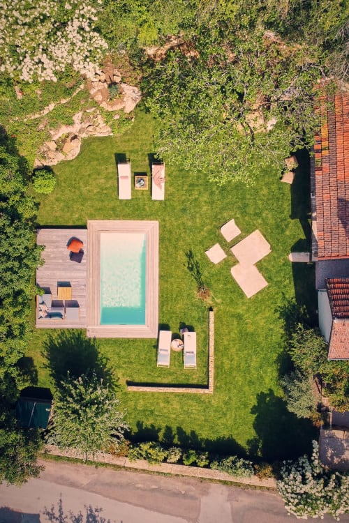 Vista aérea de la piscina