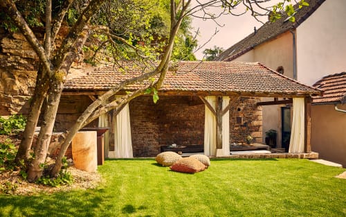 Espacio cubierto ideal para disfrutar del desayuno o simplemente descansar.