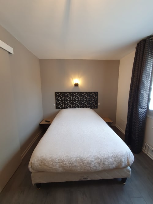 double room - hotel du grand lac - near Montélimar