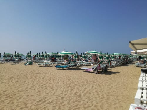 Hotel Verdi - Jesolo, 100 m vom Meer, 300 m von der Caribe Bay
