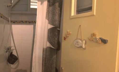 Bungalow  en location vacances avec salle de bain en Guadeloupe | Domaine Bonheur Indigo
