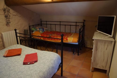 room 3 persons South of France 