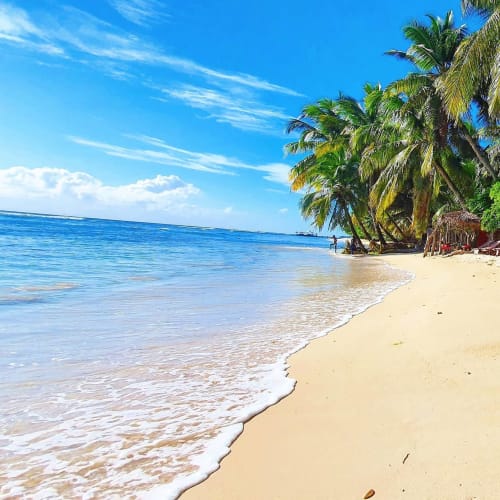 plage de sable blanc Madagascar 