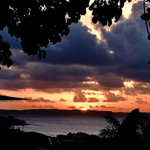 Lever de soleil sur Grande Terre | Domaine Bonheur Indigo