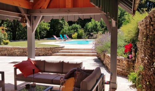 Guest house with pool and terrace in the Jura | La Tour Charlemagne