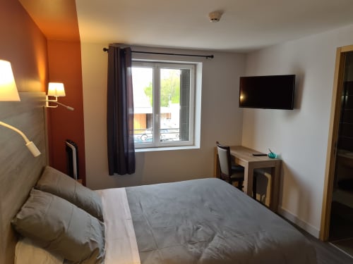 Vacances dans le Jura en hôtel-restaurant |  Hôtel - restaurant Le Chapon Bressan