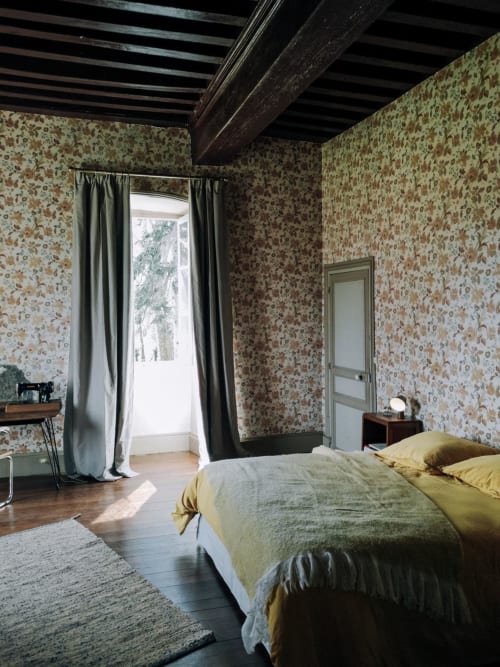 tapisserie fleurie - Chateau Le Breuil 