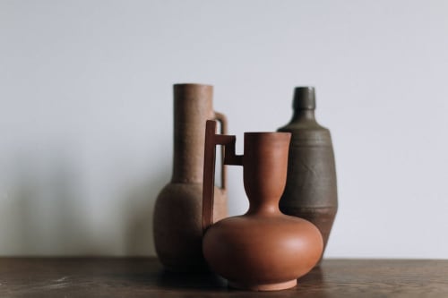 decorative vases - Chateau Le Breuil