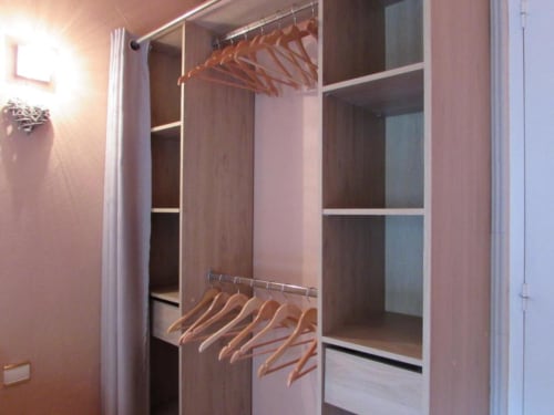 penderie - location de chambre d’hôtes - marseille