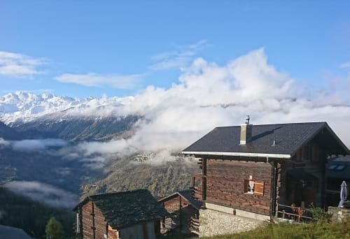 chalet loveroom sous les nuages - vue montagne 