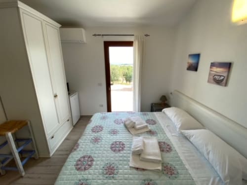 Molti Mari Bed&Breakfast - Murta Maria, Olbia, Sardegna