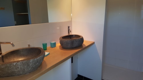 Gîtes La Ferm'h - salle de bain double vasque 