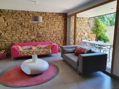 Salon inspiration - mur de pierre - Gîte La Ferm'h
