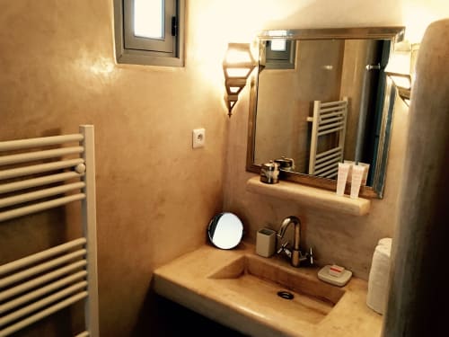 salle de bain privée de la suite - Riad Tawargit 
