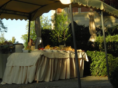 Buffet - Villa Scati B&B e appartamenti | Melazzo, Piemonte - parcheggio, piscina e palestra, massaggi, ristorante, cantine, bar, ricevimenti, matrimoni, eventi 