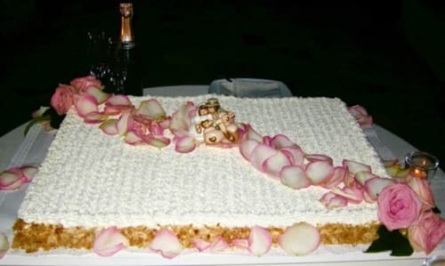 Torte nunziali - Villa Scati B&B e appartamenti | Melazzo, Piemonte - parcheggio, piscina e palestra, massaggi, ristorante, cantine, bar, ricevimenti, matrimoni, eventi 