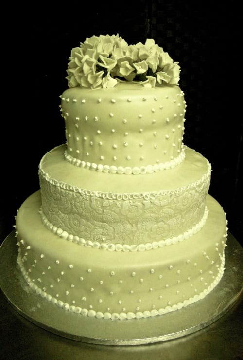 Torte nunziali - Villa Scati B&B e appartamenti | Melazzo, Piemonte - parcheggio, piscina e palestra, massaggi, ristorante, cantine, bar, ricevimenti, matrimoni, eventi 