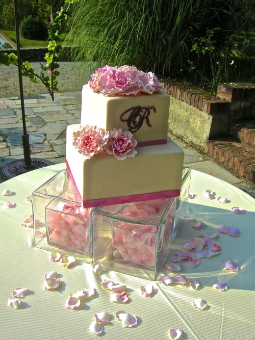 Torte nunziali - Villa Scati B&B e appartamenti | Melazzo, Piemonte - parcheggio, piscina e palestra, massaggi, ristorante, cantine, bar, ricevimenti, matrimoni, eventi 