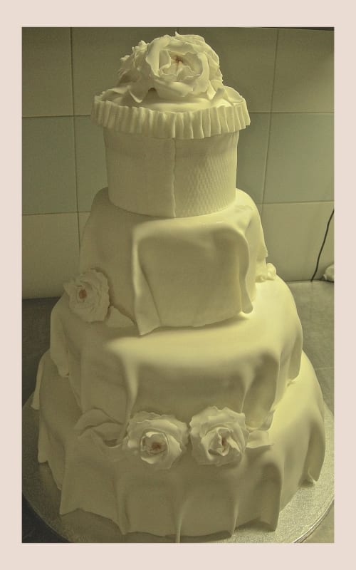 Torte nunziali - Villa Scati B&B e appartamenti | Melazzo, Piemonte - parcheggio, piscina e palestra, massaggi, ristorante, cantine, bar, ricevimenti, matrimoni, eventi 