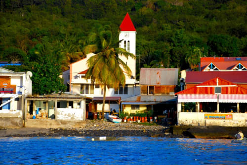 Visit Deshaies in Guadeloupe - Le Bougainvillier Blanc