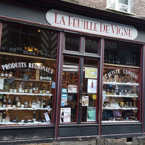 La feuille de Vigne, caviste et produits régionaux. Honfleur. 