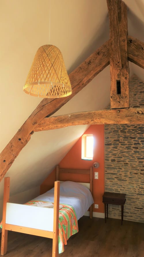 Stay in a bed and breakfast for 5 people in Pontorson | La Vieille Foulonnière