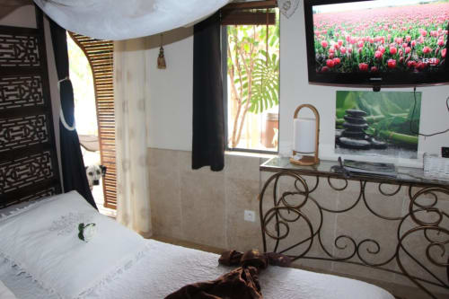 chambre du lodge ylang ylang à la liane de jade à saint paul 974