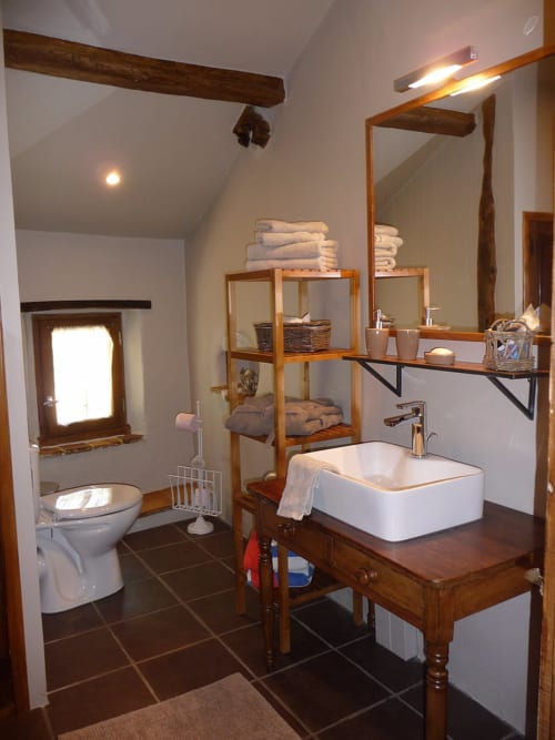 guest house with double room - private bathroom - domaine de la Boissière
