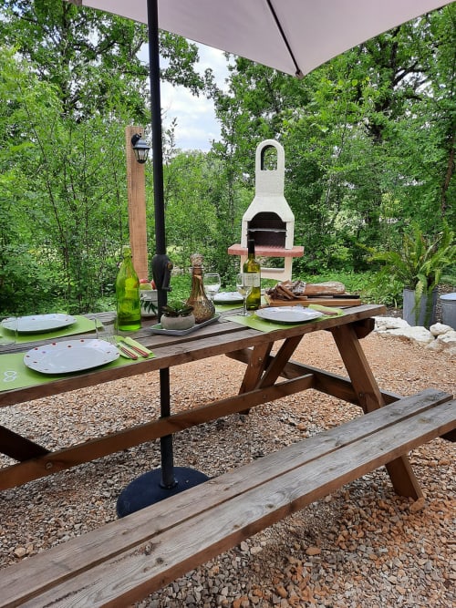 tente lodge - espace pique nique - maison d'hôte - domaine de la Boissière à Andillac