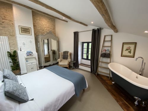Maison Mûrier Guest House - South West France, Occitanie - double room, garden view, jacuzzi