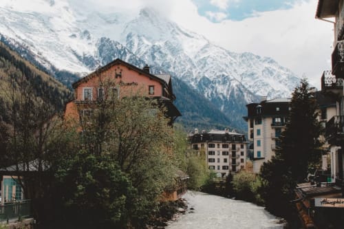 Enjoy fully equipped vacation accommodation near Chamonix
