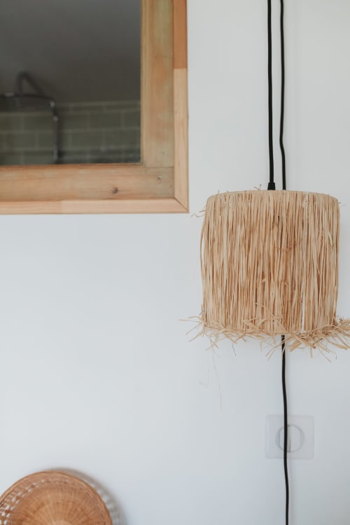 Handicrafts, unique decoration, house for rent