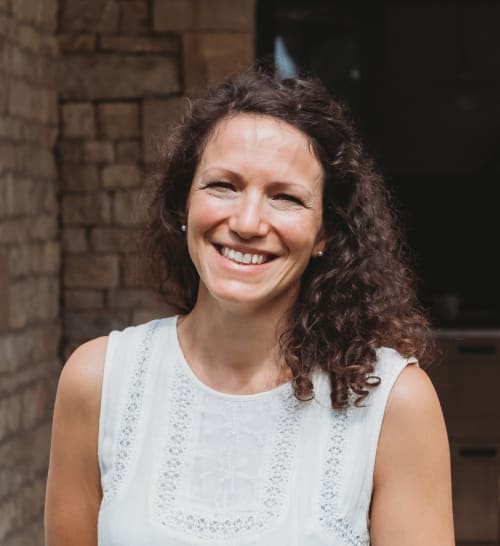 Marie Létienne - your host for your holidays in Provence