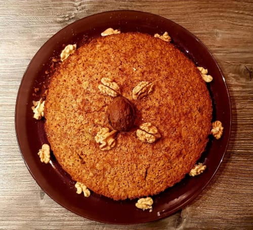 Gâteau aux noix fait maison avec cannelle aux Granges Indigo, Fossemagne
