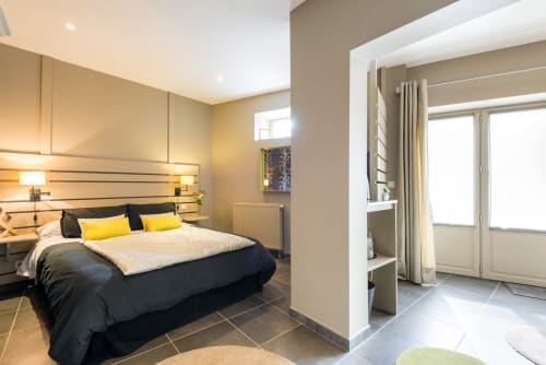 camera moderna con bagno - camera doppia - Les Terrasses Dorées en Beaujolais